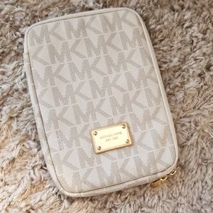 Michael Kors tablet case